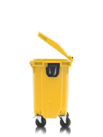 Мусорный контейнер 770Л со сплошной крышкой желтый 